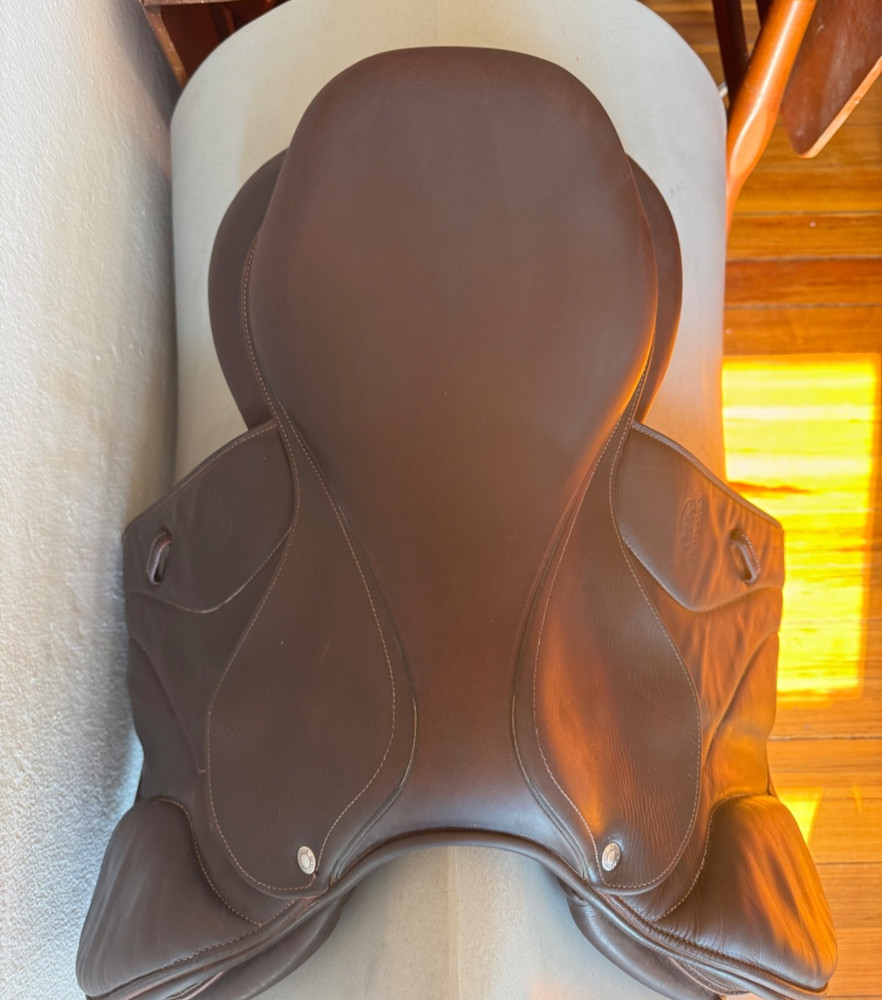 17" Devoucoux Biarritz S Saddle - 2018 - 2N Flaps - Full Buffalo