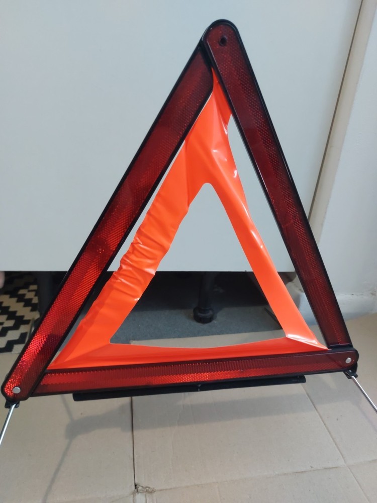 BMW 1 3 Series Toolkit Emergency Warning Triangle 6770487 E82 E90 E92 E93