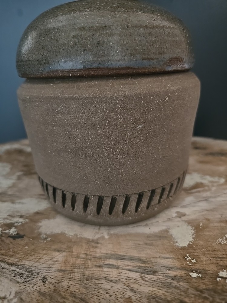 Studio Pottery Stoneware Jar and Lid With Handle. Signed.