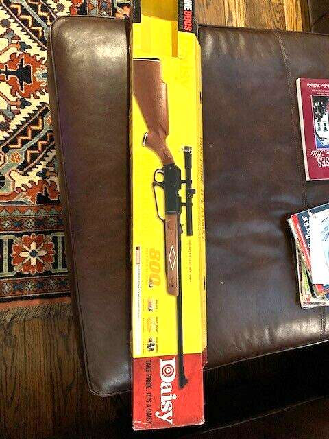 Daisy Model 880 BB - New in Box