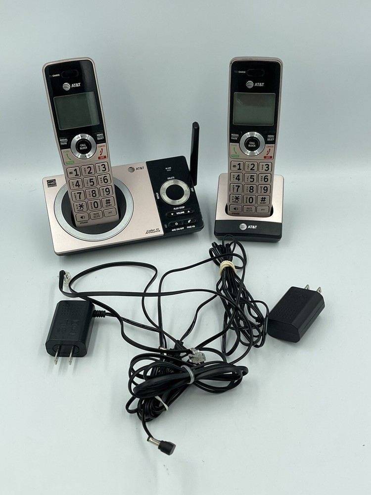 AT&T CL82229 Handset Answering System With Smart Call Block