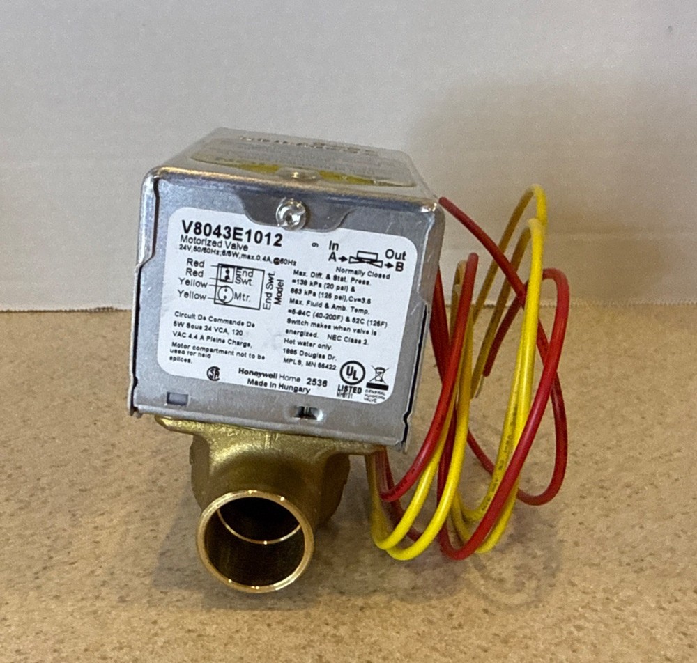 Honeywell Home Motorized Valve model V8043E1012 New/open Box