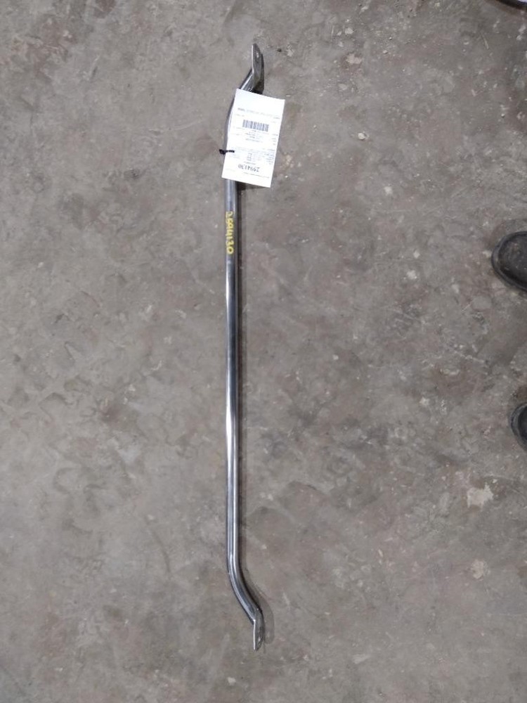 For 2005 FREIGHTLINER COLUMBIA 120 CAB HANDLE N/A ,  MN