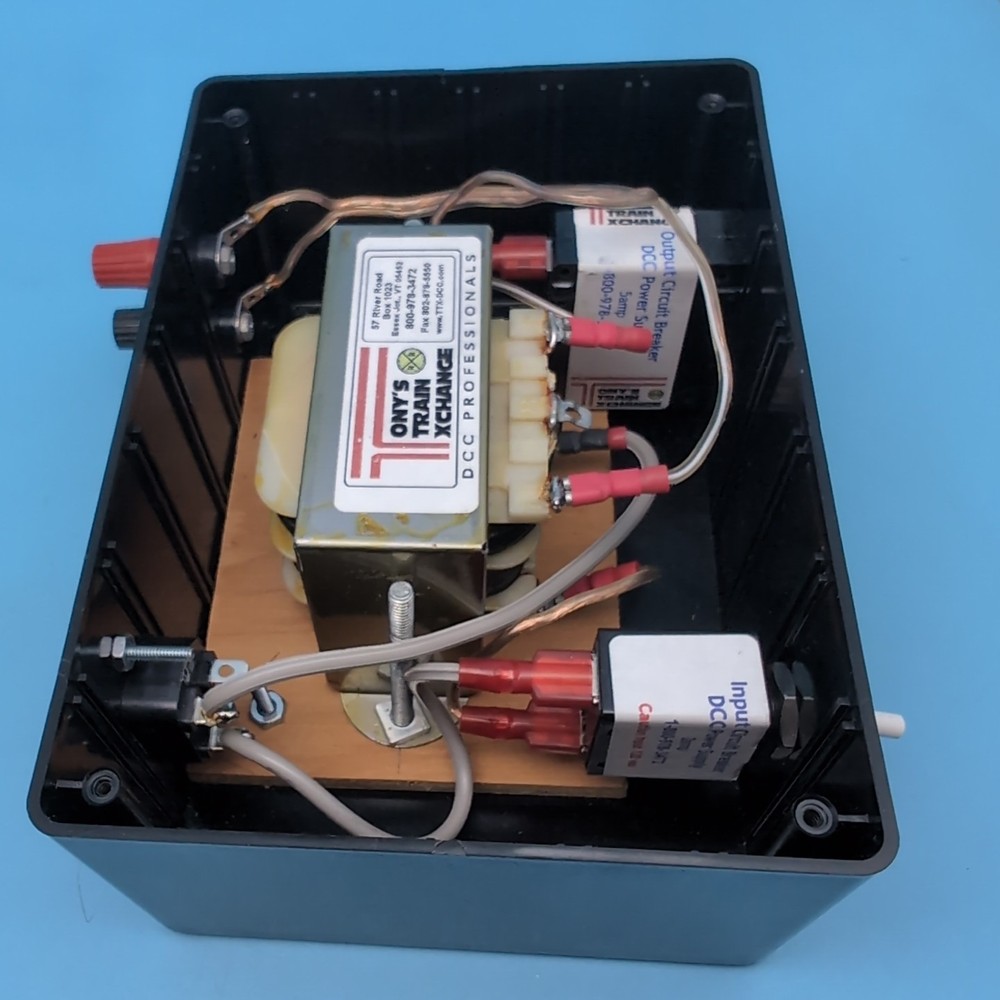 Tony's Train Exchange Power Transformer w/ Circuit Breakers LOOK Model Railroad