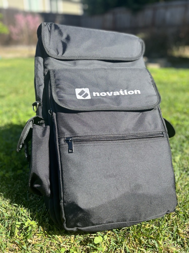 Line 6 Helix Guitar Processor w/Novation Backpack + Cables (Box Included)