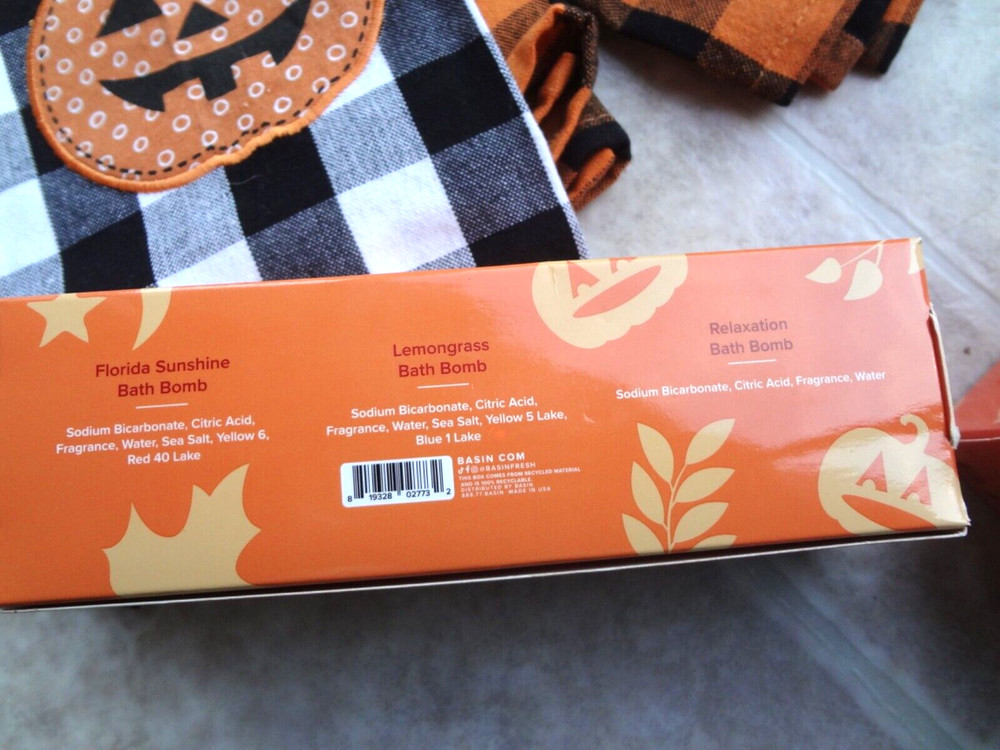Basin Halloween Bath Bomb Set & Extra More