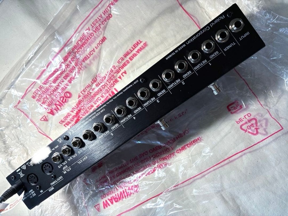 BOSS ES-5 Programmable Effects Switching System