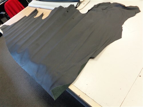 LEATHER HIDE TEXTURED BLACK 85" X 51 3/4"