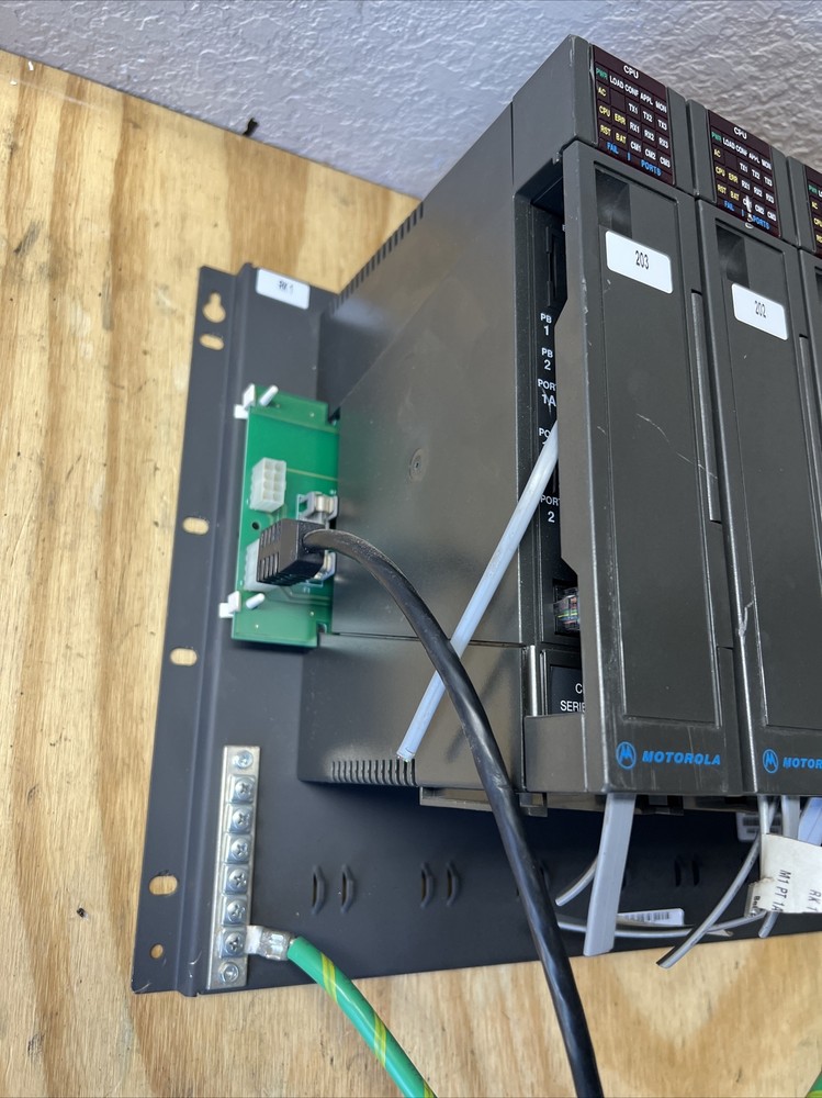 MOTOROLA F6900A LOADED CPU 16 DI 16 DIGITAL OUTPUT