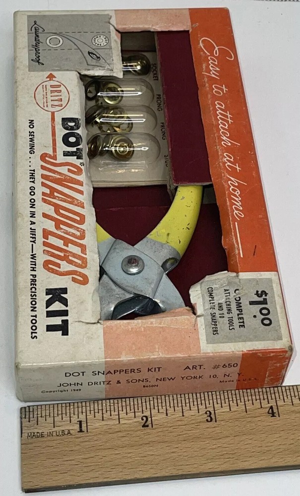 Vintage Dritz Dot Snappers Kit