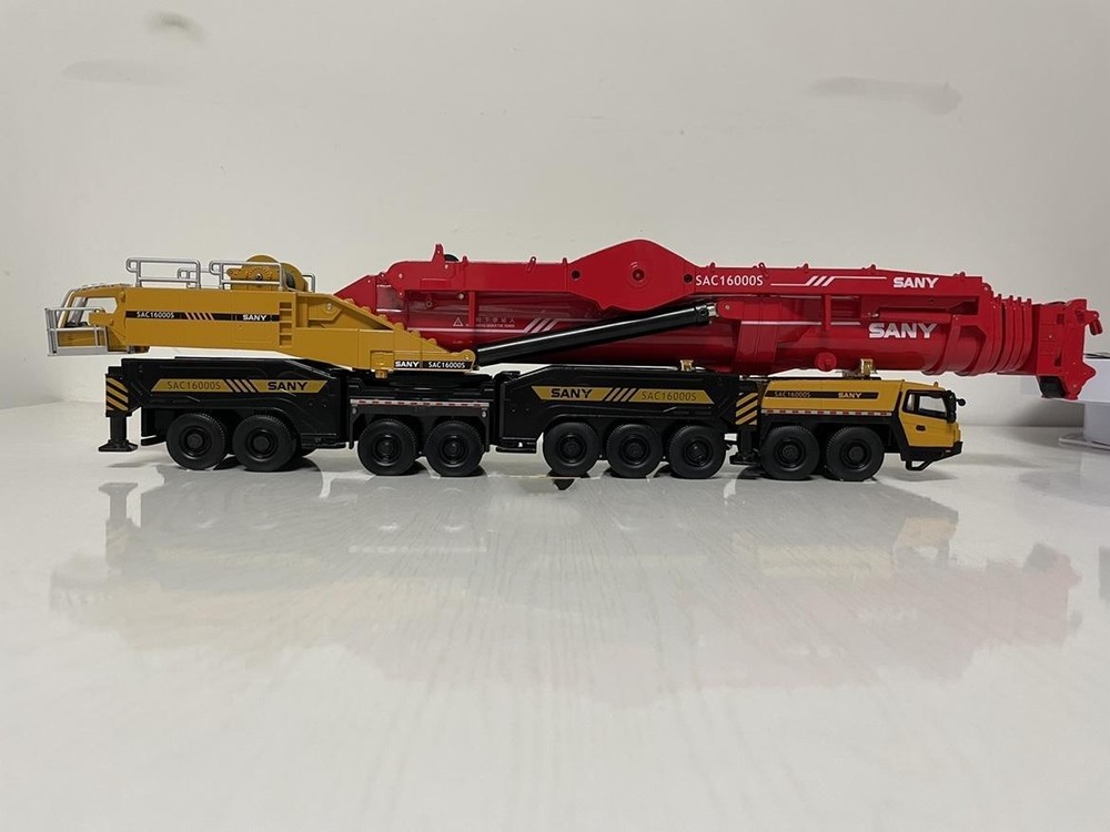 1: 50 SAC16000S All Ground Engineering Crane Alloy Model