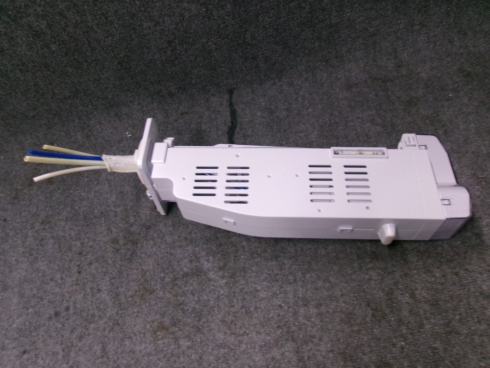 DA81-05883A SAMSUNG REFRIGERATOR WATER FILTER HOUSING