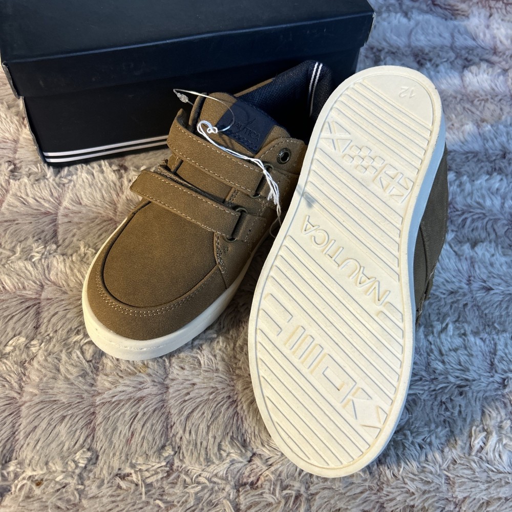 Nautica Boy Sneaker Size 12