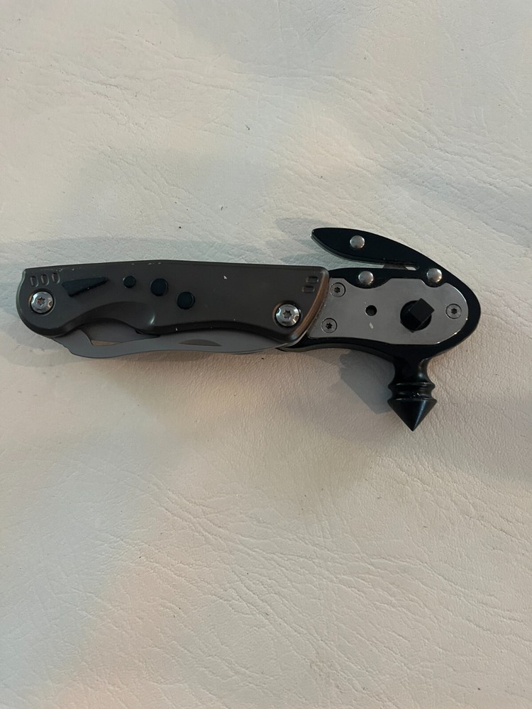 Multi Tool For Men,Tool Kit,Window Breaker Seatbelt Cutter,Multitool Knife,Ca...