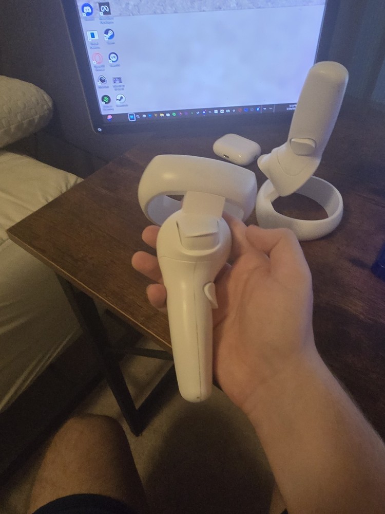 Pico Neo 3 Pro Virtual Reality Headset With Controllers