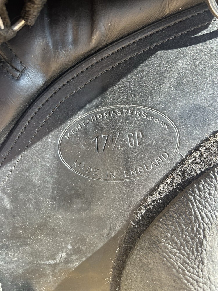 17.5” Kent & Masters General Purpose Saddle – Adjustable Gullet