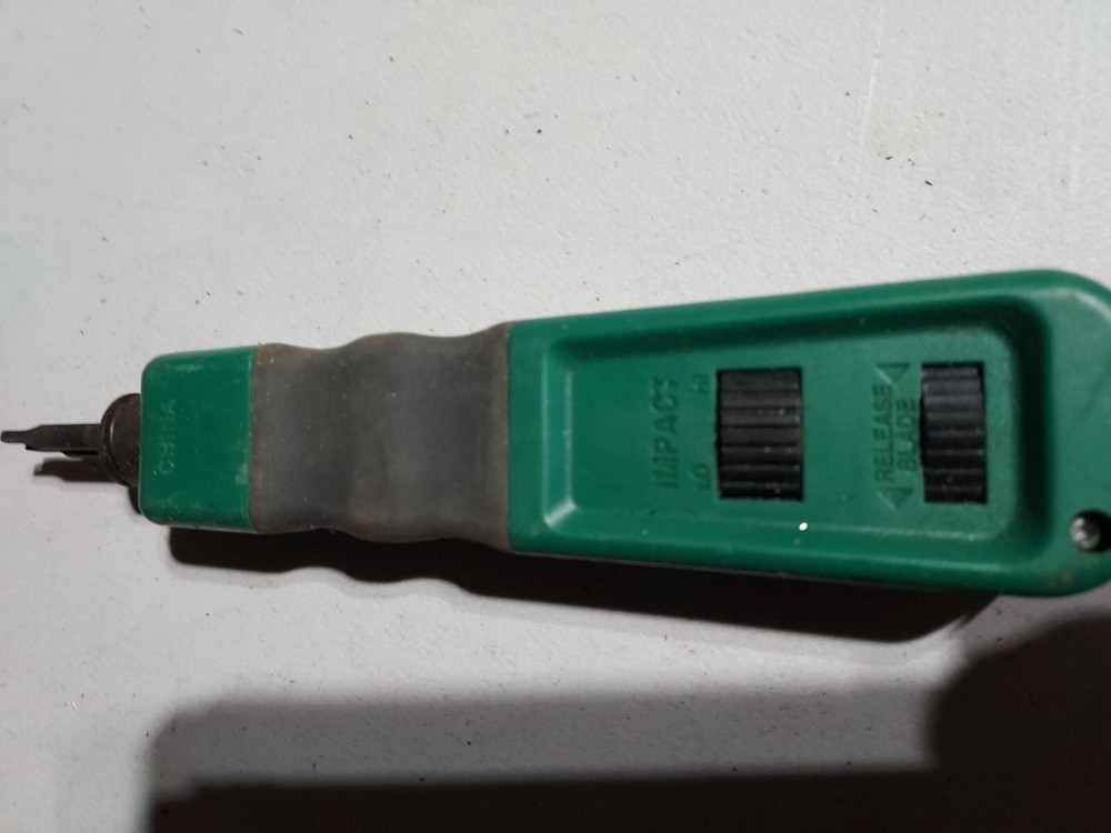 Impact Punch Down Tool With 110 Blade
