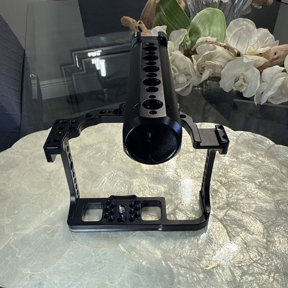 Camera Cage For Canon EOS R Digital Mirrorless Cameras & SmartRig top handle
