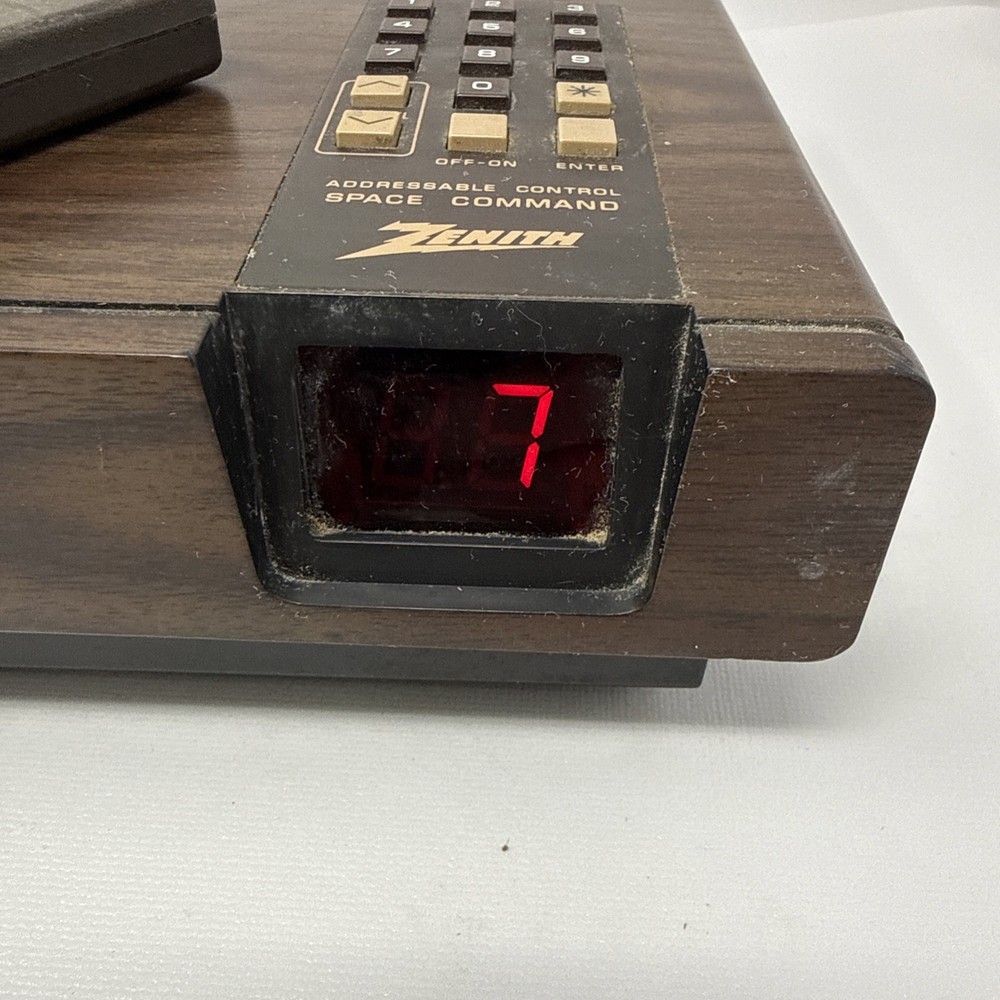 Zenith Addressable Control Space Command with Remote - ST-5010
