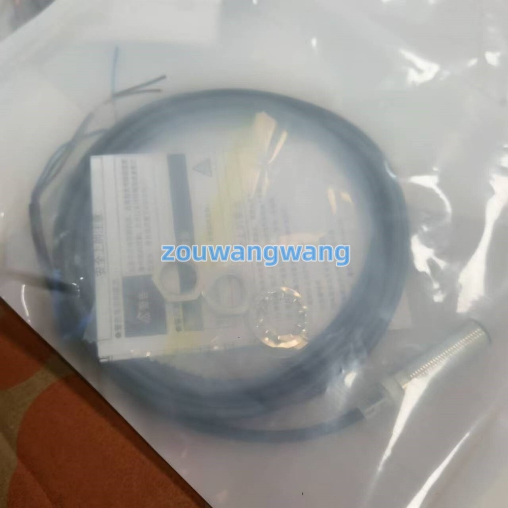 1PCS Brand New Omron E2B-M12KS04-WP-B1 Fast Ship