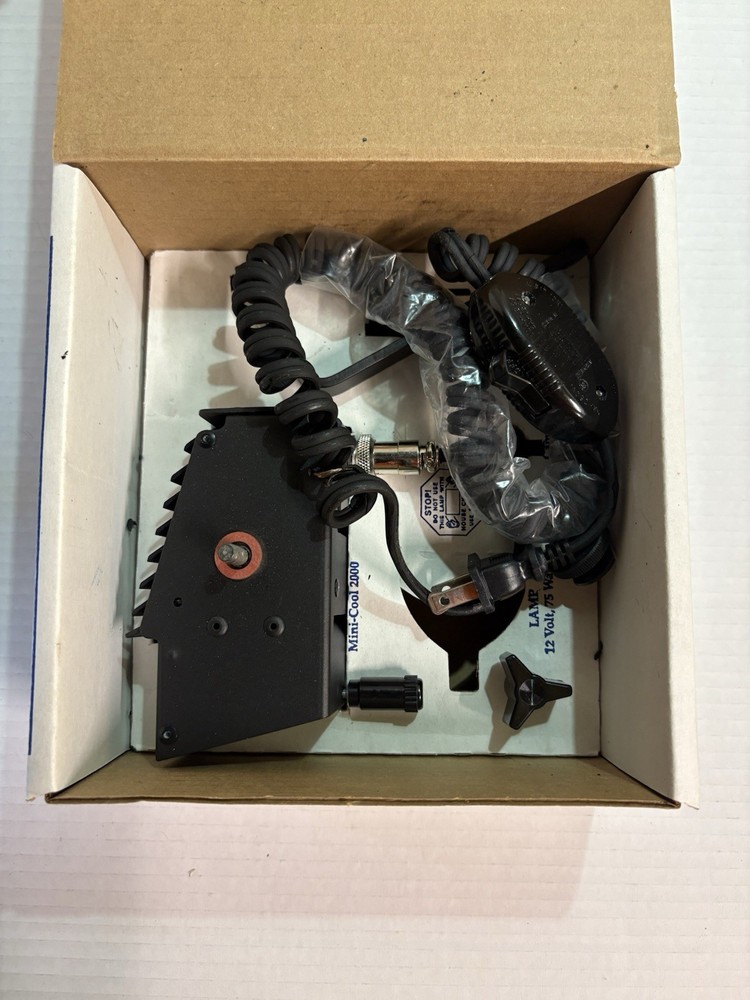 Mini Cool AC/DC Video Light C4460 Pack Vintage Original Box UNTESTED