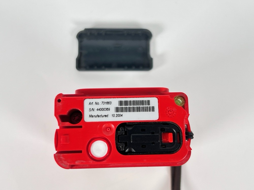 Leica Disto Lite 5 Laser Light Distance Meter working