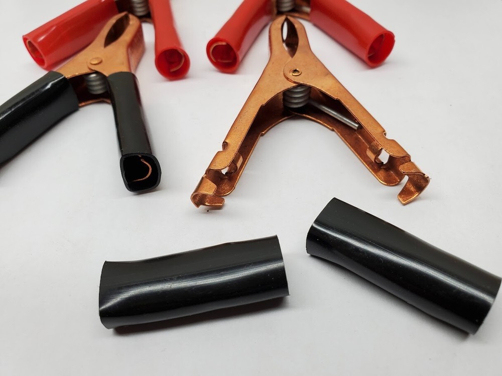 Mueller 46C-0 Solid Copper Battery Clips with Insulators - 2 Pair (4 Clamps)
