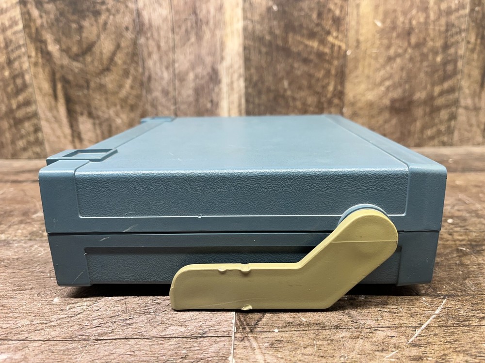 Tektronix CFC250 100 MHz Frequency Counter