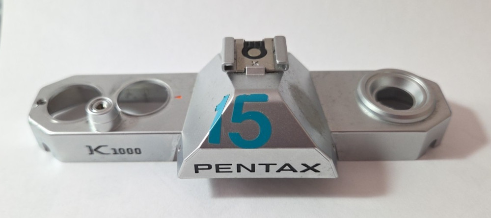 Pentax  K1000 top cover plate - 3rd generation - Plastic + Mounting Screws