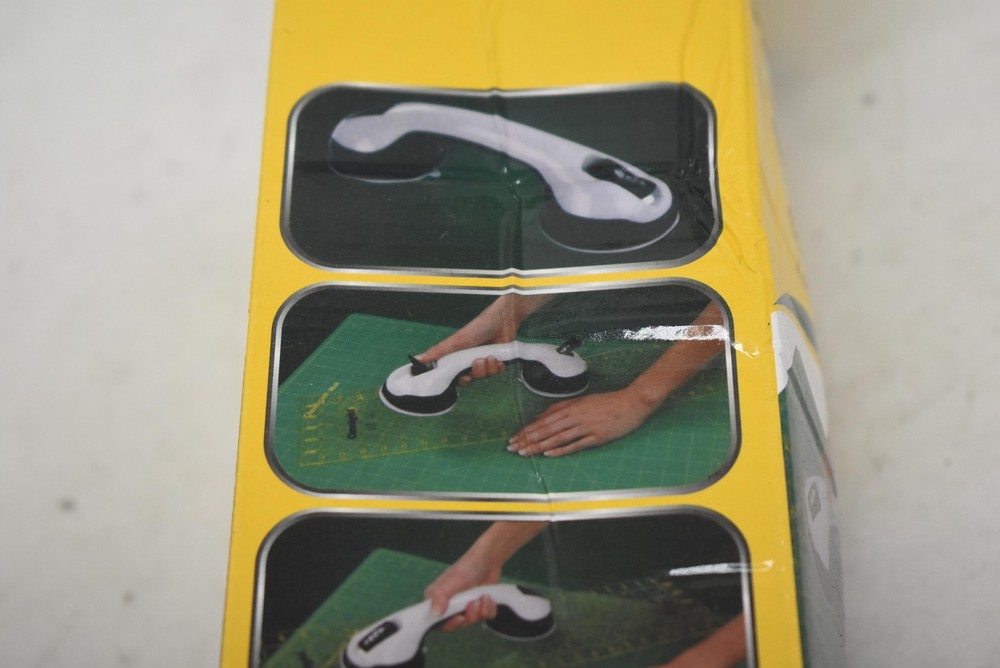 Omnigrid Ruler Grip Double Suction Cup Quilting Sewing Ruler Handle Tool Aid