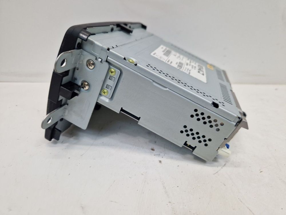 Radio/Navigation System Combination Screen Fits Renault Trafic III