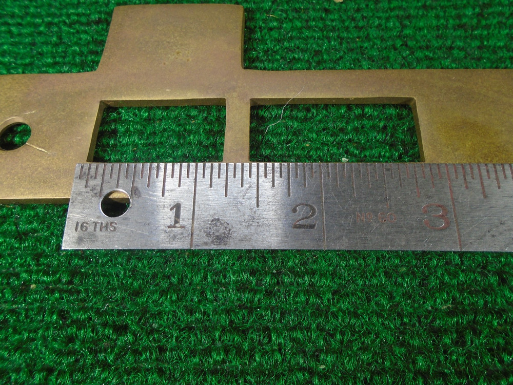 BRASS 5 1/2" ENTRY LOCK STRIKEPLATE - REVERSIBLE (33128)