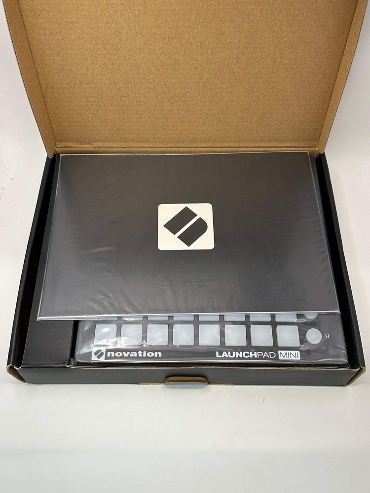 Novation Launchpad Mini MK2 Black DJ Controller MIDI Pad - Open Box