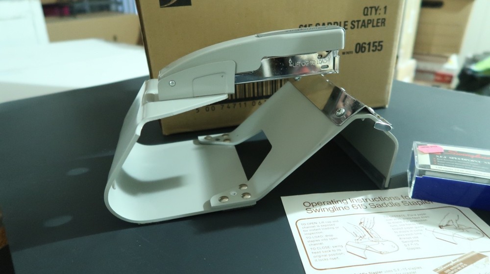Swingline 615 Saddle Stapler Lightly Used High Quality