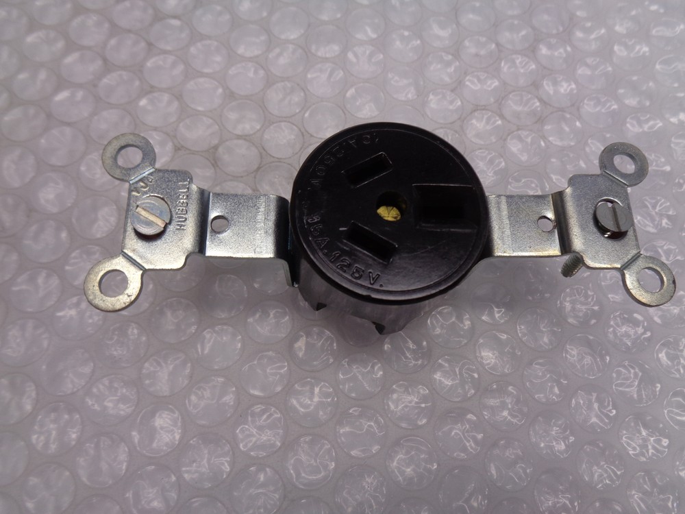 HUBBELL 7189 RECEPTACLE NSMP