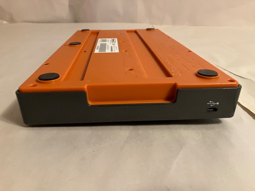 Novation Launchkey Mini Mk1 Midi controller