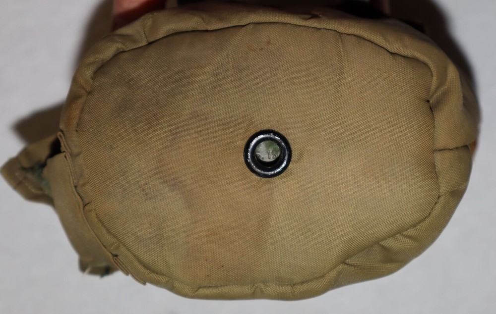 ORIGINAL 1982 DATED LC-2 CANTEEN COVER WITH 1976 DATED PLASTIC CANTEEN