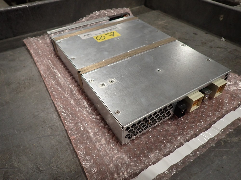 IBM 44X2426 DS4700 with 2x 44X2426 System Storage Controller Module