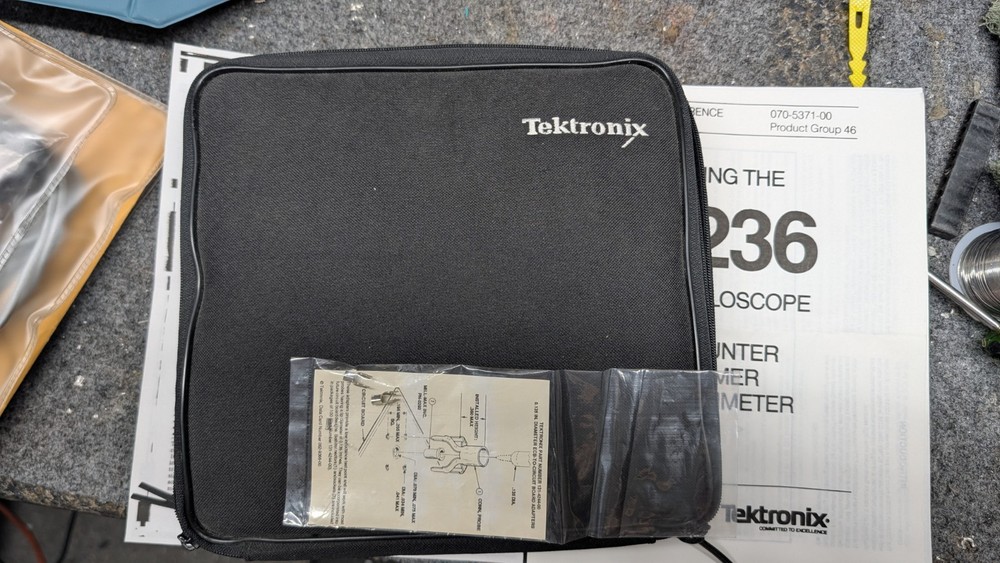 Tektronix 2236 Oscilloscope - Beautiful!