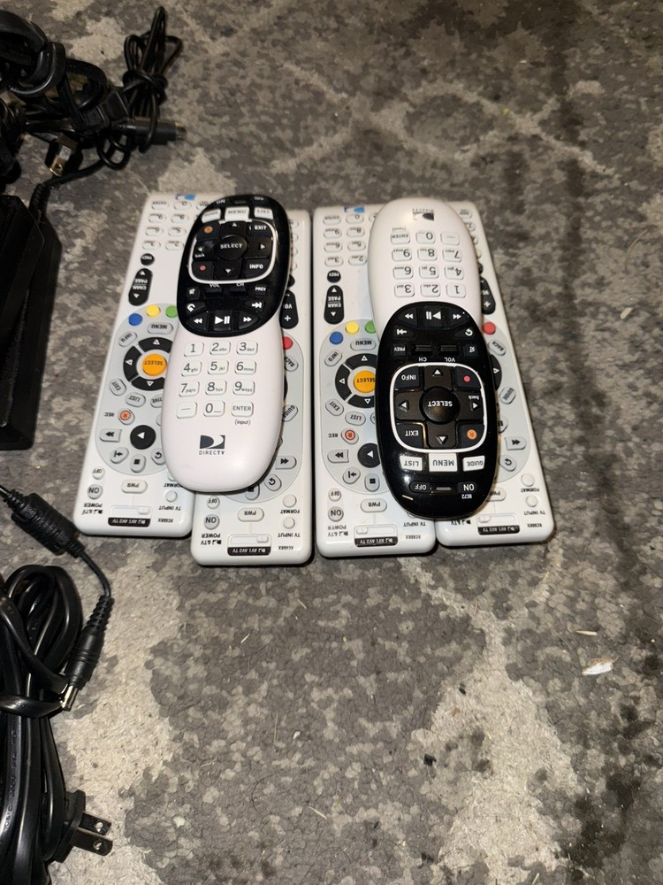 direct tv RECIEVER LOT (12)