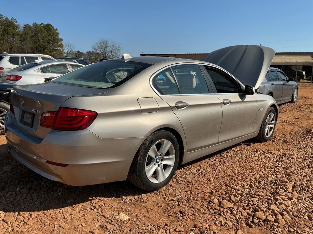 528I 2011 Glove Box 4958749