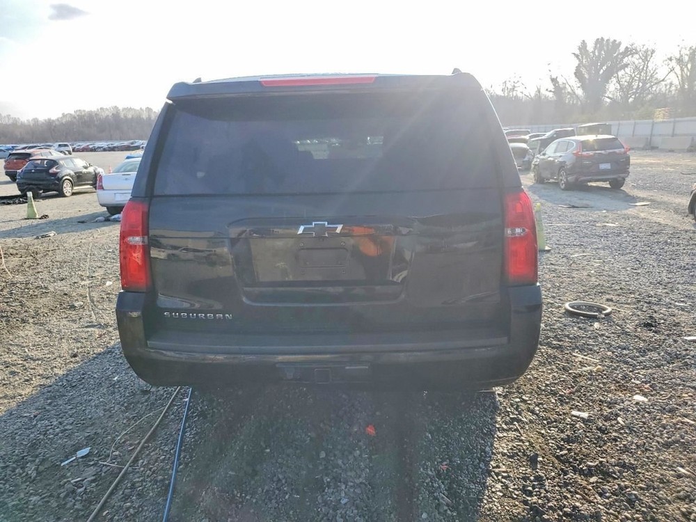 SUBCHEV15 2017 Glove Box 4984706