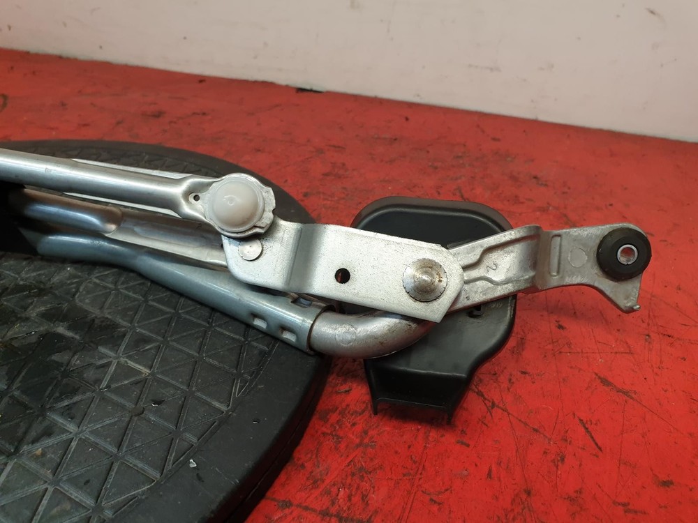MAZDA 3 WIPER LINKAGE FRONT 5 DOOR HATCHBACK