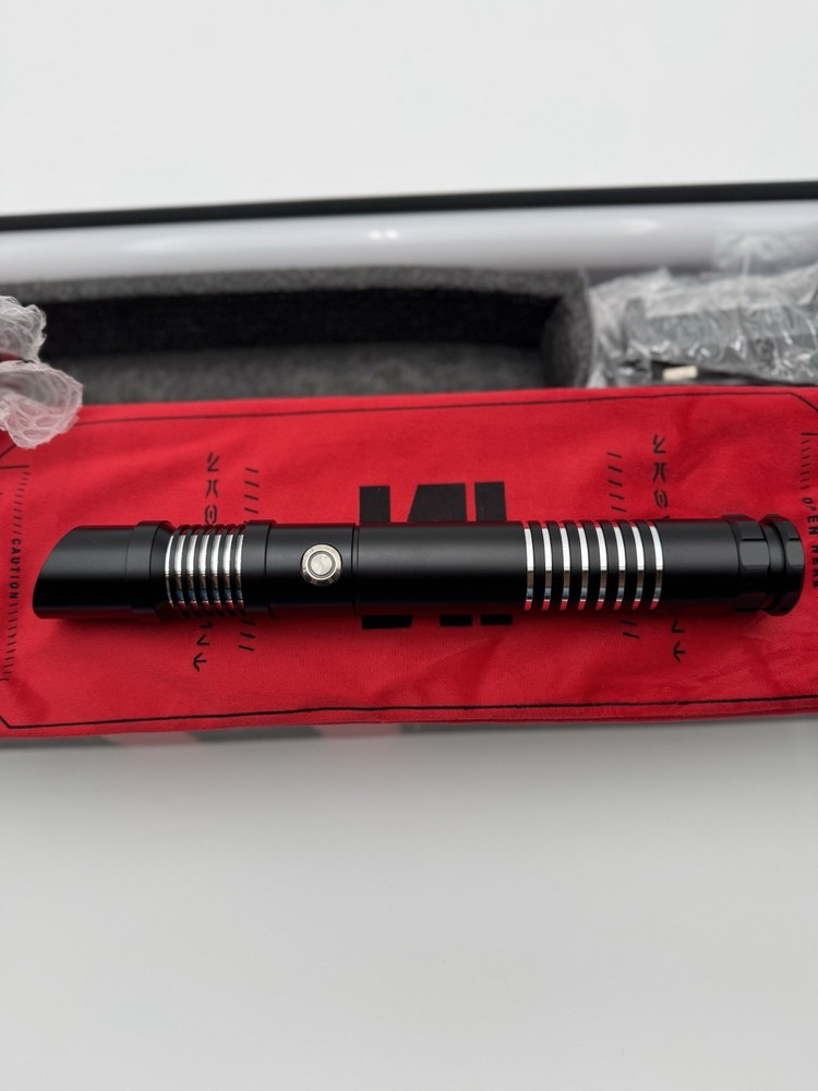 Count Dooku Lightsaber