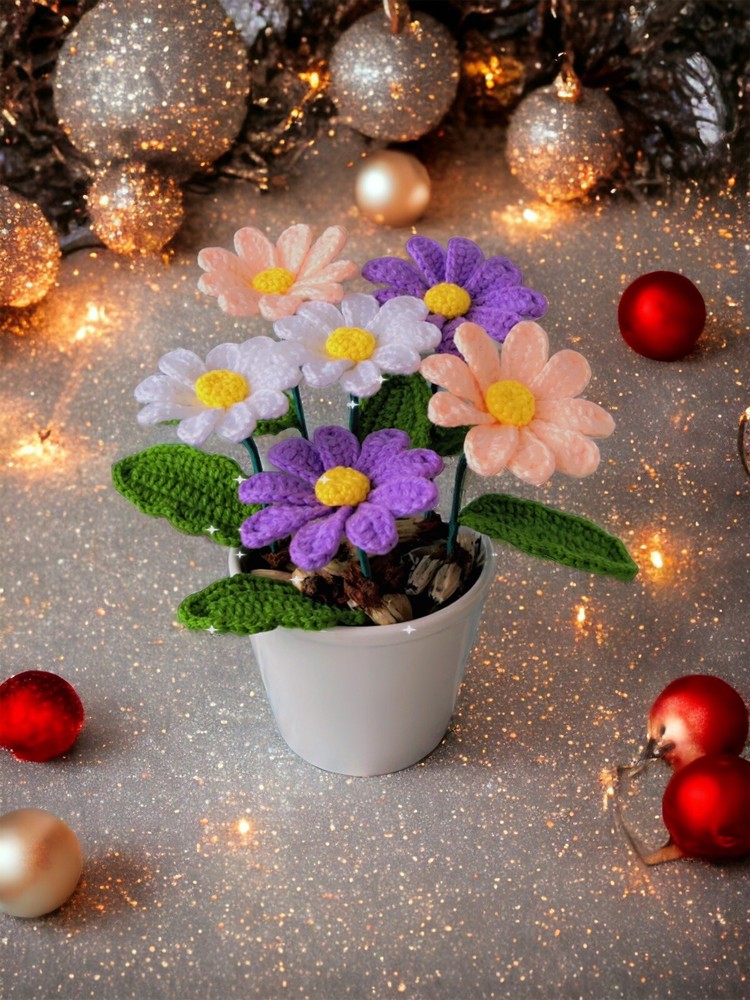Crochet Colorful Daisies »