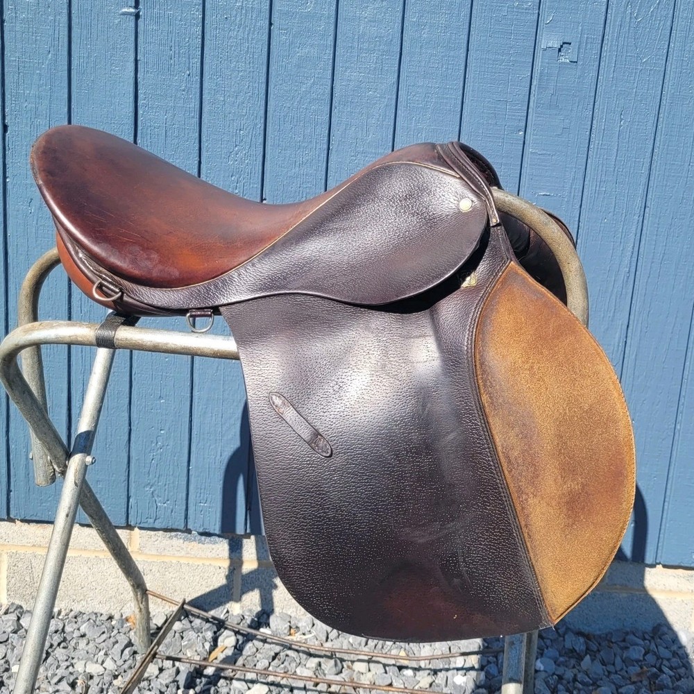 Stubben Siegfried 18.5" Saddle
