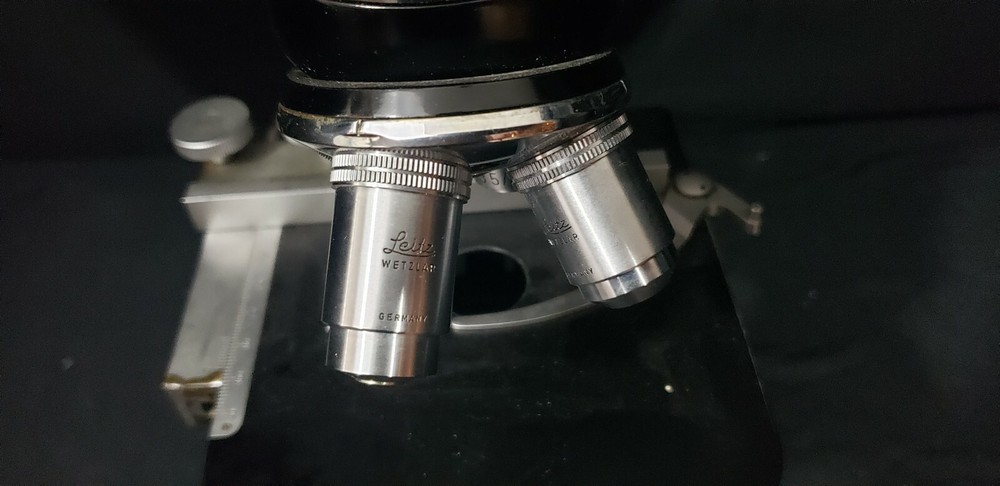 Ernst Leitz Wetzlar Laboratory Microscope Germany W/ Duel bar Teaching Head