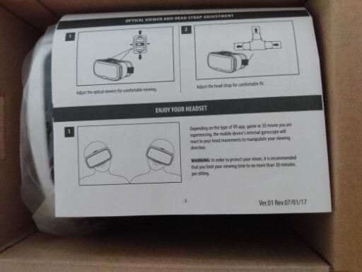 On Virtual Reality Smartphone Headset