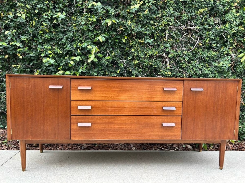 Mid Century Modern Credenza/Sideboard by G-Plan