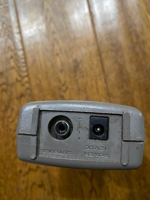 Midland 40 Channel Emergency CB Transceiver, Hand Held, Model 77-909 Untested